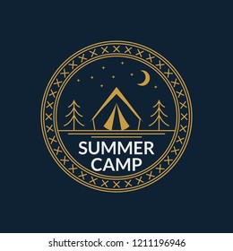 Camp badge. Round summer camping emblem with tourist tent. Vector illustration.