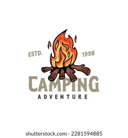 Diseños con el logotipo de Fogata con estilo dibujado a mano, acampada deportiva, fogata, camping con emblema, pasatiempo. Cartel de camping de época con fuego