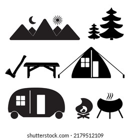 Camping Icon Set. Zelt, Axt, Grill Grill, Camper, Feuer, Bank, Tisch, Tanne, Baum, Berg, Berg, Mond und Sonne schwarzes Symbol. Sommertourismus oder Reisezeichen. Freizeit im Wald. Vektorgrafik