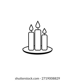 El icono de la llama de la vela representa la luz, la esperanza y la serenidad. Una vela encendida simboliza la iluminación en la oscuridad, el calor y el significado espiritual o reflexivo.