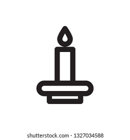 Candle icon in trendy outline style design. Vector graphic illustration. Editable vector stroke. EPS 10. 