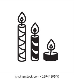 Icono vectorial de la vela. Diseño de letreros planos de velas. Vela con pictograma con símbolo de llama. 