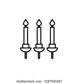 icono de velas con estilo de línea. ilustración vectorial de velas.