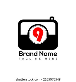 Logotipo De Captura En La Plantilla Carta 9. Icono De Cámara En 9 Letra, Captura Inicial, Fotografía, Concepto De Señal De Cámara