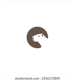 El diseño del logo de Capybara, perfecto para una compañía moderna. El capibara es un animal conocido por quedarse en el agua.