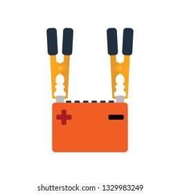 Icono de carga de la batería del coche. Diseño de color plano. Ilustración vectorial.