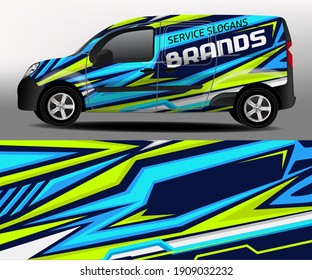 Desarrollo de diseño de coches para la empresa. Diseño vectorial de la camioneta de entrega. Etiqueta del coche. Fondo azul oscuro con rayas azul y verde claro para pegatinas de vinilo de coche
