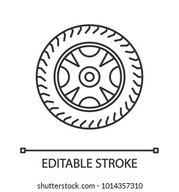 Car rim and tire linear icon. Thin line illustration. Automobile wheel. Contour symbol. Vector isolated outline drawing. Editable stroke