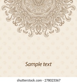 Tarjeta, invitación o menú al estilo indio con el mandala. Elemento redondo de encaje de lujo dibujado a mano altamente detallado. Adorno de henna. Fondo floral de Antiguas. Motivos islamicos, árabes, indios, otomanos.