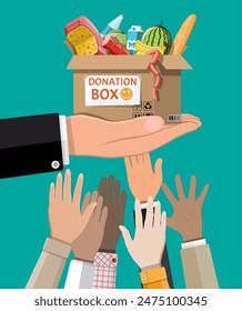 Caja de cartón llena de comida en mano. Artículos necesarios para la donación. Agua, pan, carne, leche, frutas y verduras. Banco de alimentos, caridad, concepto de acción de gracias. estilo plano de Ilustración vectorial