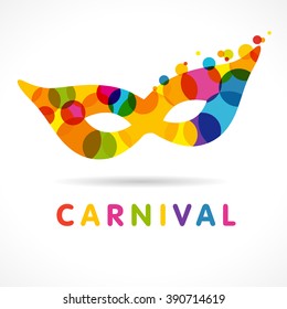 Karneval mit mehrfarbiger Maske. Helle Regenbogenfarben, Vektorfaschinendekorative Facetten und Text. Gestaltete Glasdekorationselemente. Business Logotype Idee. Geheimnisvolles Symbol.