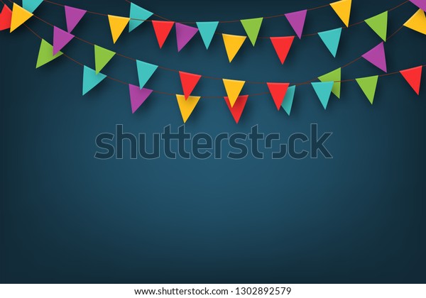ペナントを持つカーニバルのガーランド 誕生日祝い お祭り 飾り付けの飾り付けのカラフルなパーティー国旗 吊り旗とペナントと祭りの背景 のベクター画像素材 ロイヤリティフリー