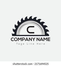 Logo Del Carpintero En Plantilla De Letra C. Carta Carpenter On C, Concepto de Signo de Carpintero Inicial, Diseño de Logotipo Inmobiliario