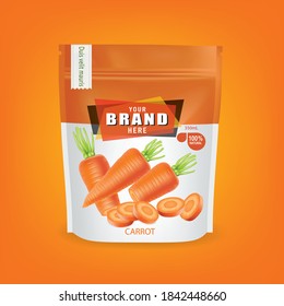 Embalaje de zanahorias.El embalaje de plástico contiene frutos secos para su diseño.