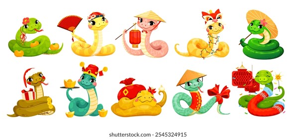 Cartoon 2025 chinês lunar Ano Novo cobra caracteres para feriado asiático, emoji vetor. Cobras engraçadas em trajes tradicionais chineses com lanternas de luz de papel para o calendário de 2025 e Ano Novo Chinês