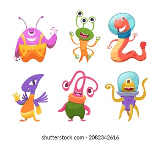 Cartoon aliens. Space monsters freak mysterious funny future comics aliens crazy faces exact vector flat characters in cartoon style