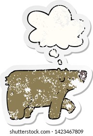 oso de caricatura con burbuja de pensamiento como pegatina gastada angustiada