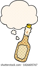 botella de cerveza de dibujos animados con burbuja de ideas al estilo de un libro de historietas
