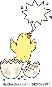 pájaro caricaturista incubando de huevo con burbuja de habla