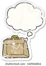 caricatura sobre el presupuesto con burbuja de pensamiento como pegatina gastada angustiada