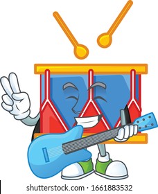 Un personaje de caricatura del tambor del día de la independencia tocando una guitarra