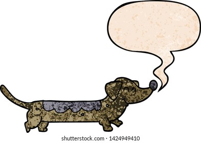 perro de dibujos animados con burbuja de habla en estilo de textura retro