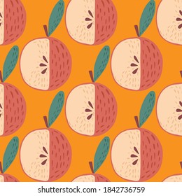 Dibujo de caricatura con un patrón de manzana sin fisuras. La decoración en tonos rosas es un adorno de frutas con un fondo naranja brillante. Ilustración bursátil. Diseño vectorial para textiles, tela, giftwrap, papel pintado.