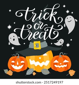 Tarjeta de Halloween de dibujos animados con calabazas naranjas y amarillas con sonrisas talladas, fantasmas, hojas de otoño Ilustración vectorial, letras escritas a mano de truco o trato.