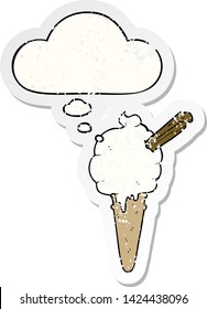 helado de dibujos animados con burbuja de pensamiento como pegatina gastada angustiada