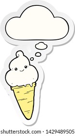 helado de dibujos animados con burbuja de pensamiento como pegatina impresa