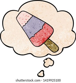 caricatura de hielo lolly con burbuja de pensamiento al estilo de textura gruesa