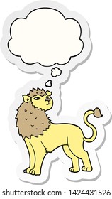 león de caricatura con burbuja de pensamiento como pegatina impresa