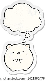 Cartoon-Eisbär mit Denkblase als bedrückter abgenutzter Aufkleber