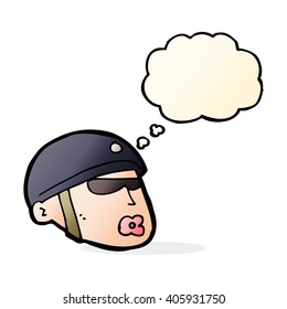 jefe de policía de caricaturas con burbuja de pensamiento