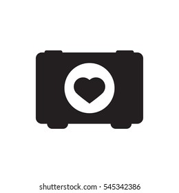 case with heart icon illustration isolated vector sign symbol