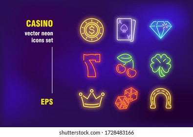 Carteles de neón en el casino. Fortuna, riesgo, ganador, token, tarjetas de póquer, dados, trébol. Publicidad nocturna brillante. Ilustración vectorial en estilo neón para banners de juego, afiches, carteles