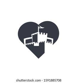 Castle heart logo design. Castle Tower logo Template Vector.	