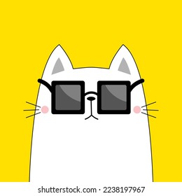 Katze mit quadratischer Sonnenbrille Brille. Umriss der schwarzen Kontur. Cute Cartoon kawaii lustigen Charakter. Kätzchen in Brillen. Gelber Hintergrund. Flaches Design. Vektorgrafik