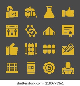 iconos web de gatos. Símbolo de usuario y caravana, movimiento y diploma, signos vectoriales