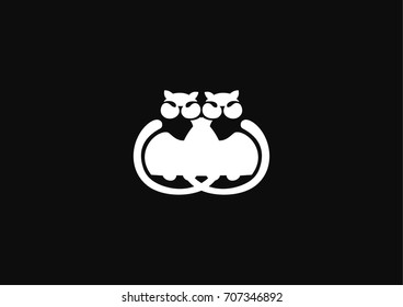 Cats twins minimalistic icon logo with domestic pet animals
