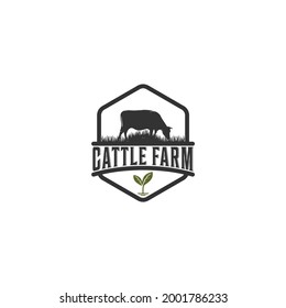 logotipo de la granja de ganado bovino con fondo blanco