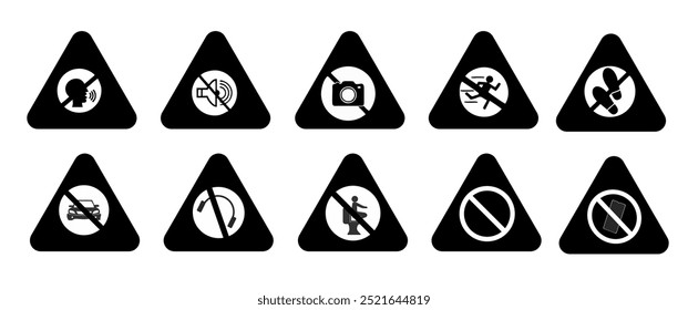 Señales de advertencia de precaución establecidas. Vector de signos de exclamación	