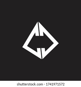 Monograma de logotipo CC con plantilla de diseño de cinta de forma triangular destacable