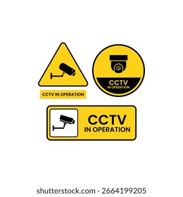 CCTV en funcionamiento señal de advertencia Vector en amarillo y negro. Perfecto para diseños de sistemas de seguridad, iconos de cámaras de vigilancia, señalización de seguridad, alertas de área pública e ilustraciones de zonas de monitoreo