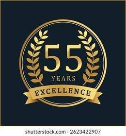 Comemore 55 anos de excelência com este distintivo de aniversário de ouro premium. Com uma textura de folha de ouro rica e coroas de louro elegantes, este distintivo vetorial é perfeito para comemorar o ac corporativo
