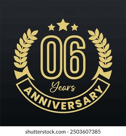 Celebre su hito con la insignia de oro del "06 aniversario", un lujoso emblema que simboliza el éxito y el logro, perfecto para resaltar un año de excelencia en cualquier celebración.