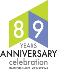 Comemorando o aniversário verde-limão e quadrado azul número 89 em um fundo branco com a palavra ANIVERSÁRIO de anos celebração na parte inferior.