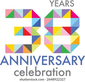 Comemorando o aniversário número 38. O número é formado pela junção de triângulo multicolorido para formar o número 38 em um fundo branco com a palavra ANIVERSÁRIO de comemoração.
