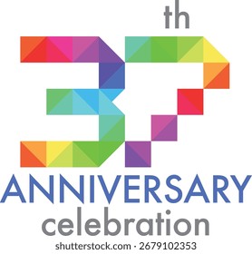 Celebración del triángulo multicolor del aniversario número 37 en un fondo blanco con la celebración del aniversario de la palabra.