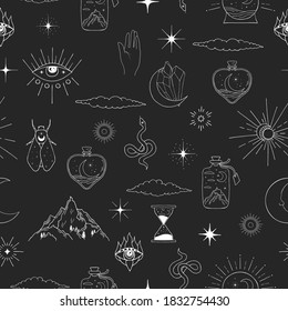 Textura celestial para papel de envoltura. Patrón perfecto de astrología mística dibujada a mano. Estrellas, nubes, serpiente, polilla, elementos esotéricos, starburst, montaña.